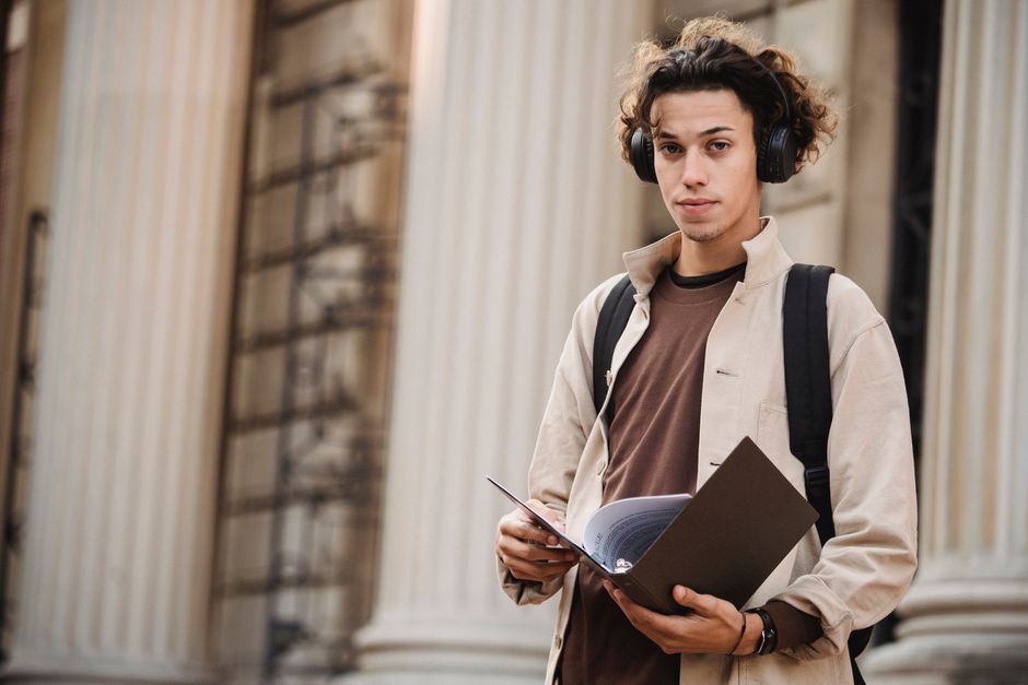 The Real Limits of Free Study-Abroad Application Help in 2027